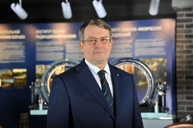 SHCRof3Z9X8.jpg SHCRof3Z9X8.jpg