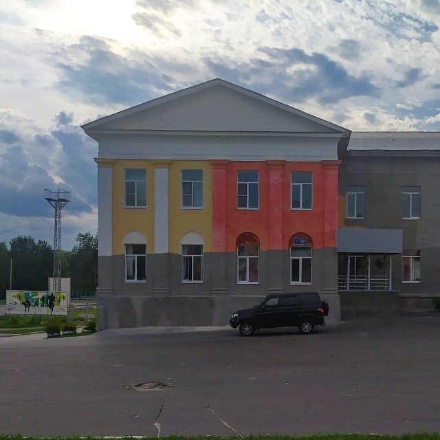 FaSRroVfyds.jpg