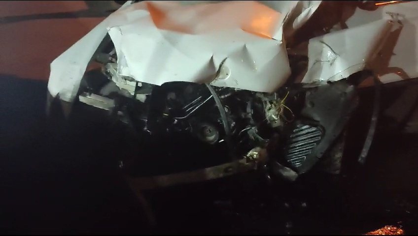 BMW.jpg BMW.jpg