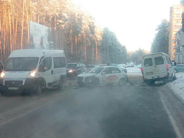 ДТП из трёх машин