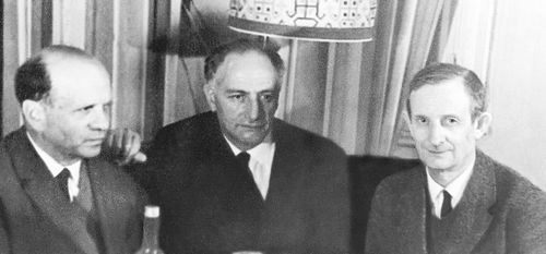 Слева направо: В.Цукерман, Л.Альтшулер и Ю.Харитон