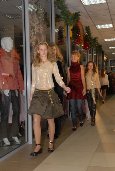 2007-12-23-PLAZA-02
