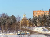 Дом со шпилем. Вид от Бассейна