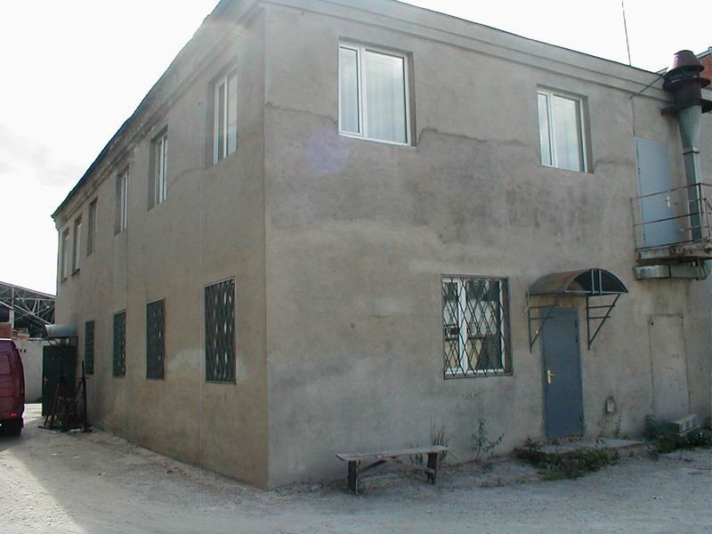 05