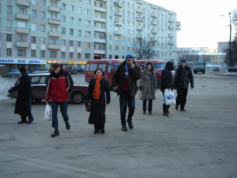 Последние путешественники идут от Газелей